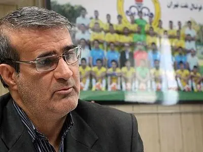 قنبرزاده: مشکلات مالی فوتبال ایران را دچار بحران کرده است