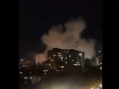 انفجاری قوی در کارخانه «آلوف» در مجتمع «اپتیک مکانیک» صنایع دفاع جمهوری آذربایجان در باکو + فیلم