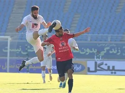  قریشی: پرسپولیس تیم بسیار خوبی جمع کرده است/ اخراج محمدی سختگیرانه بود 