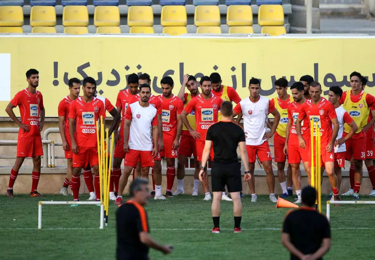 شلاق برانکو بر تن بازیکنان پرسپولیس (عکس)