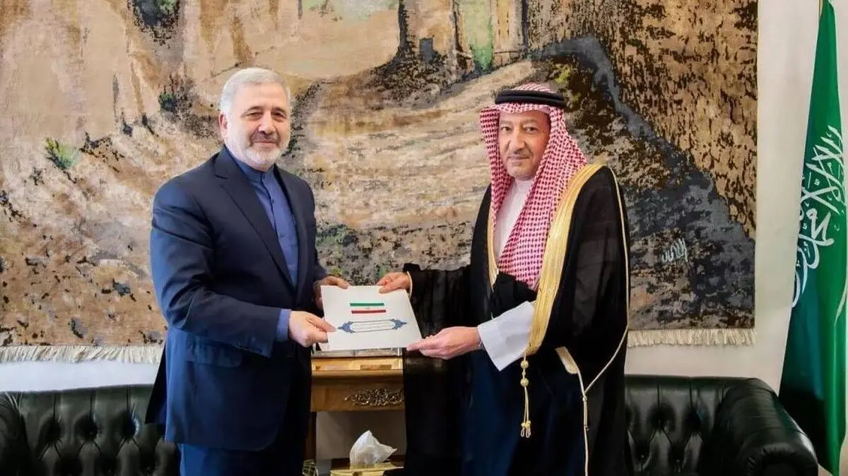 پیام عراقچی به وزیر امور خارجه عربستان سعودی با محوریت روابط دوجانبه