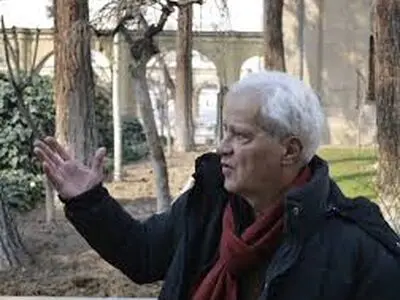مردم باید به حفاظت از بناهای تاریخی کمک کنند