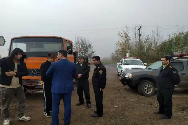 کشف و توقیف ۴۰ تن دپوی ماسه رودخانه ای در لشت نشاء توسط سازمان محیط زیست