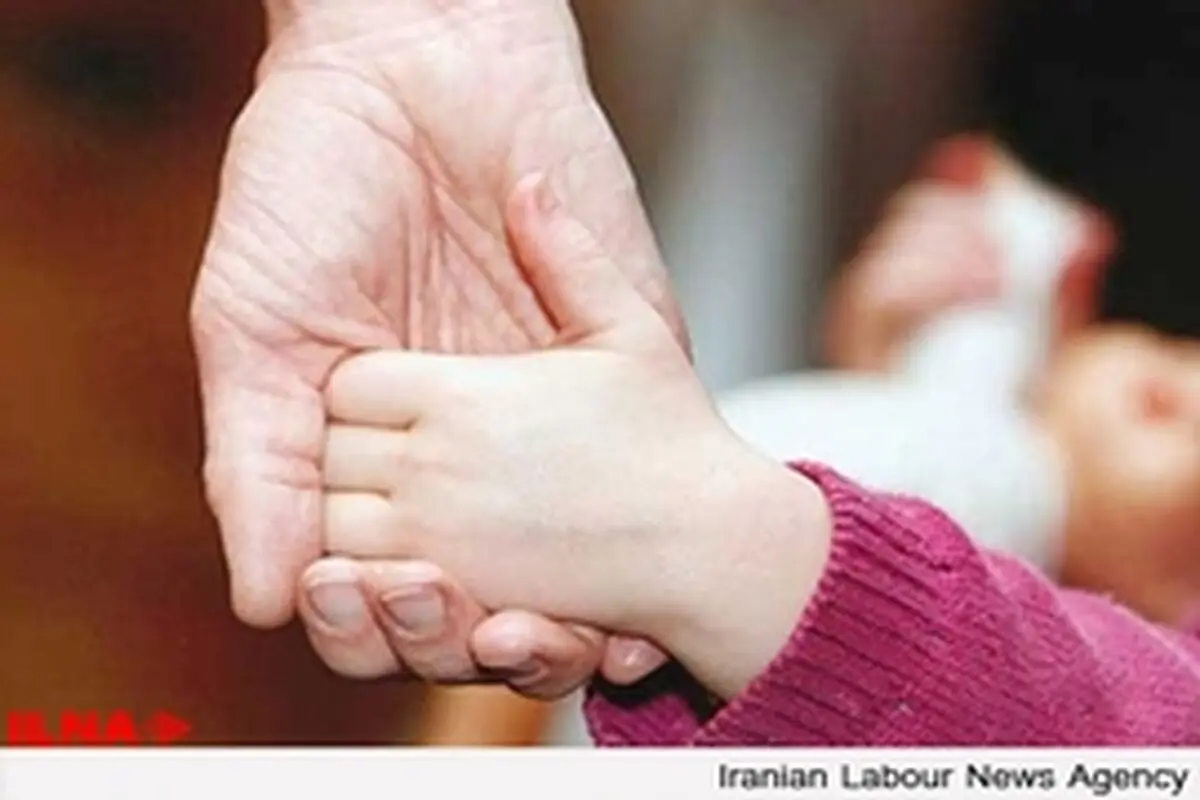 واگذاری سرپرستی کودک بی‌سرپرست به زنان مجرد؛ فرصت یا تهدید