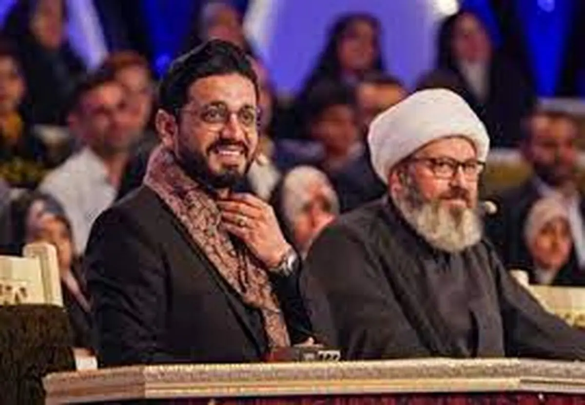 بوسیدن دست چوپانی که در طول 1/5 سال حافظ قرآن شد/فیلم