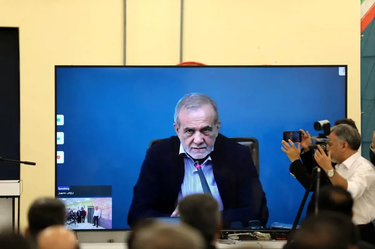 الرئيس الإيراني قبيل زيارته أرمينيا: سنبحث  موضوع تغلغل أمريكي عبر شركات تجارية
