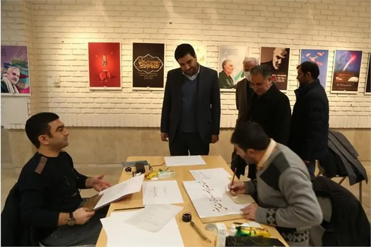 مشق عشق هنرمندان خوشنویسی تبریز در رثای سردار سلیمانی
