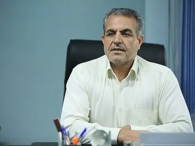 بررسی منشور حقوق دانش‌آموزی با حضور رئیس‌جمهور/ انتقاد از محتوای درسی سنگین و قوانین سخت‌گیرانه برای دانش‌آموزان