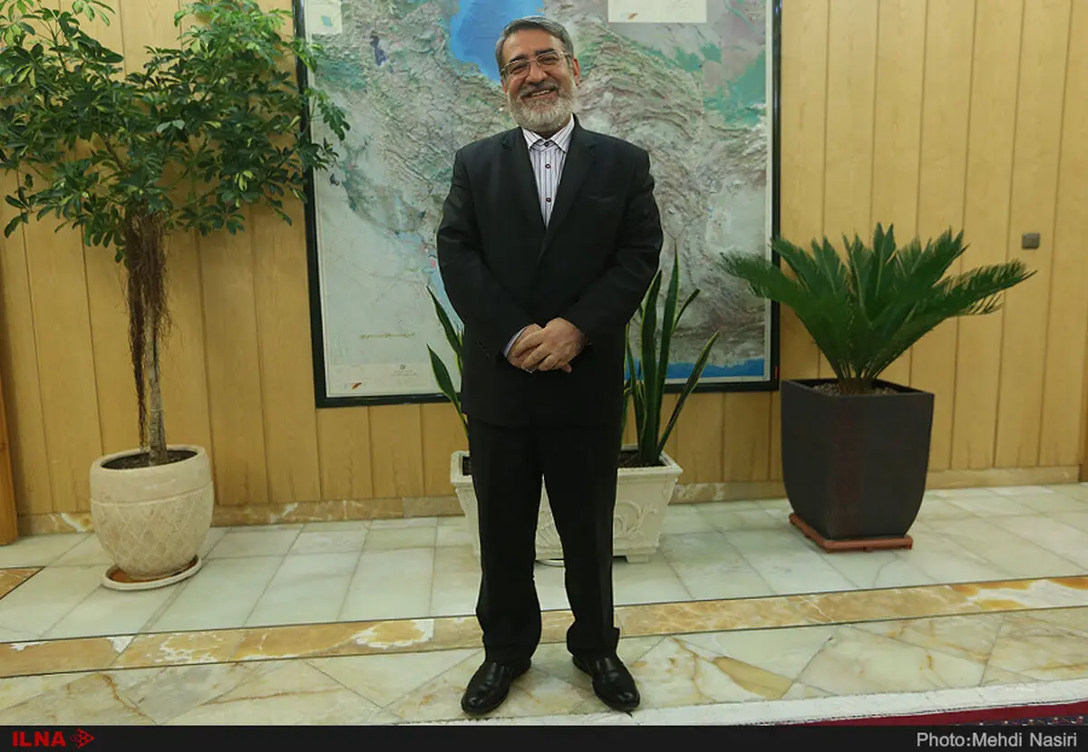 وزیر کشور احکام شهرداران شش کلانشهر را ابلاغ کرد