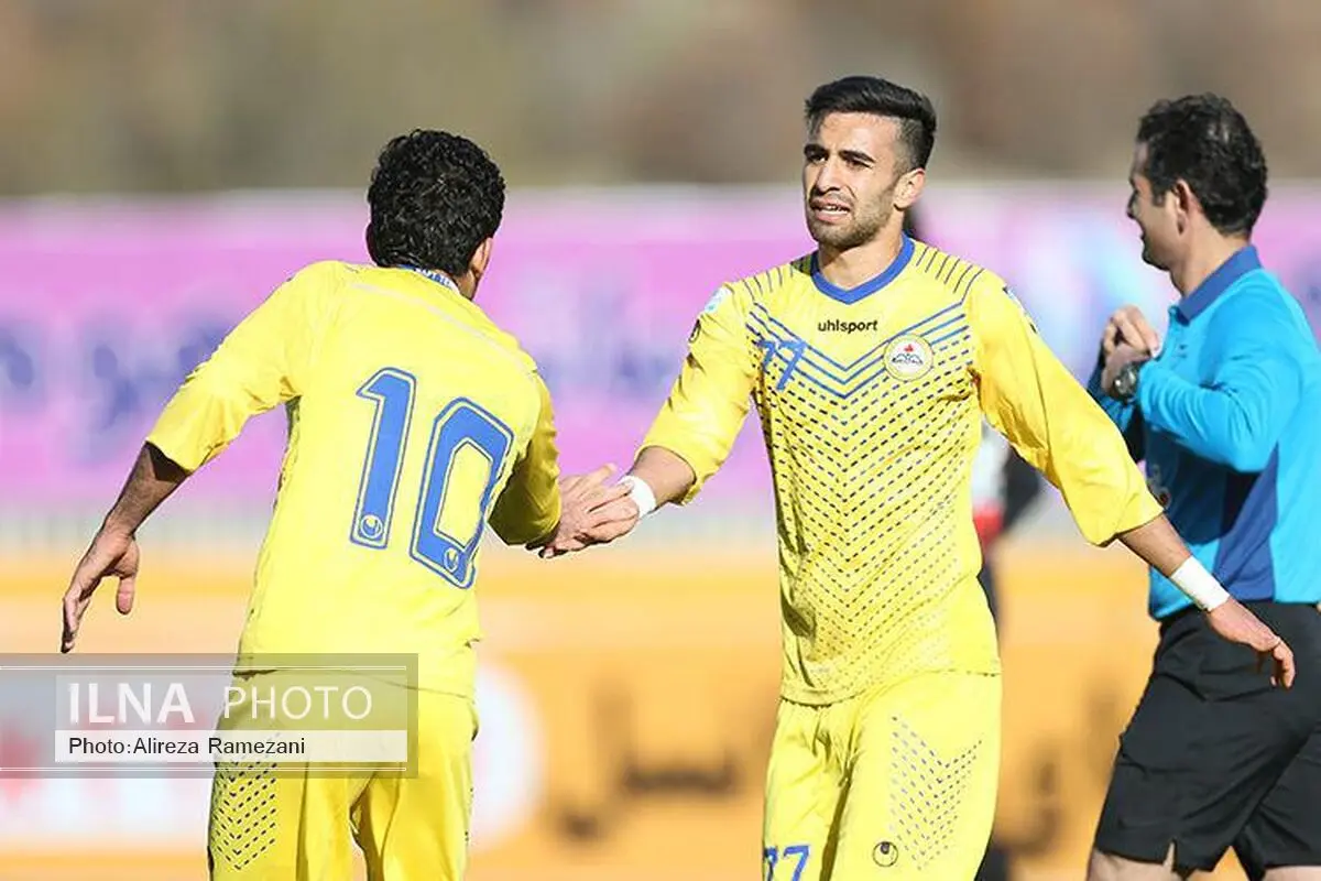 ارسلان مطهری در تمرین نفت تهران حاضر شد
