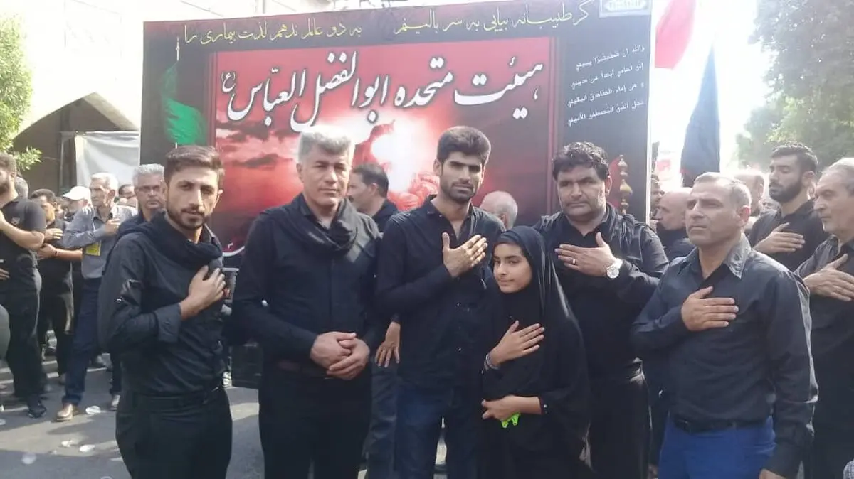 مراسم سوگواری تاسوعای حسینی در شهرستان دزفول برگزار شد/ حضور مدیرعامل پرسپولیس در میان عزاداران