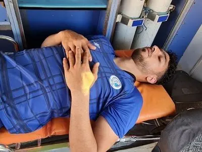 بازیکن استقلال راهی بیمارستان شد
