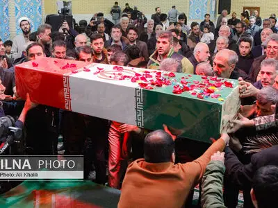 وداع با پیکر شهید قاسم سعدی 