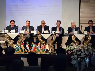  همایش فرصت‌های سرمایه‌گذاری در کرمانشاه آغاز به کار کرد