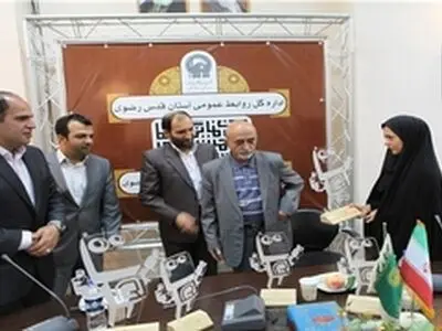 اهدای کاپ‌های قهرمانی مسابقات جهانی روبوکاپ ۲۰۱۳ تیم MRL به موزه آستان قدس رضوی