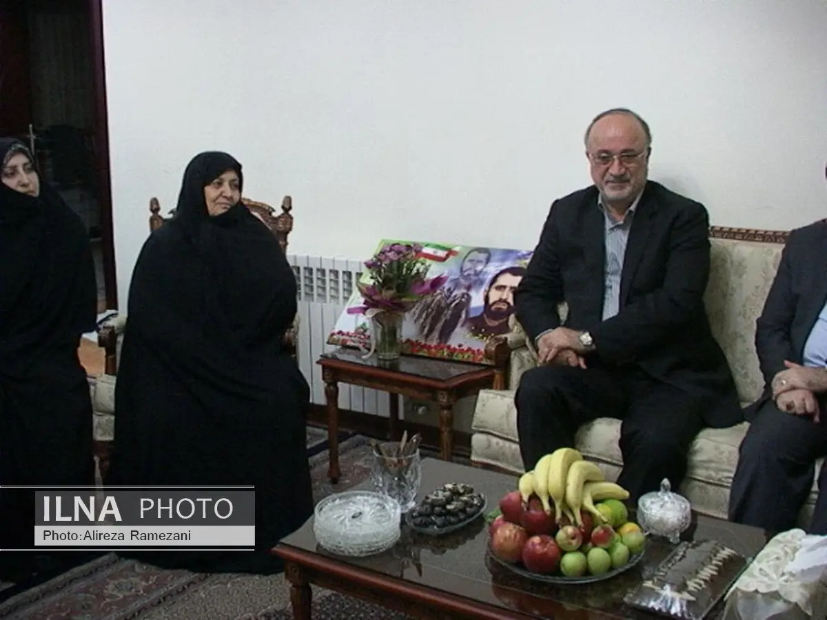 دولت برای تحقق آرمان‌های شهدا تلاش می‌کند