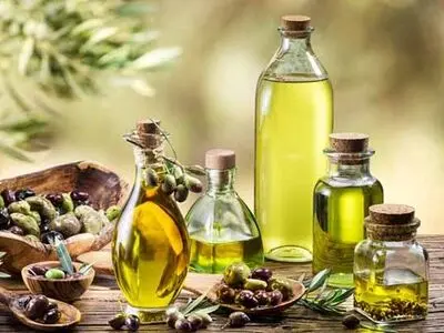 ۳ روغن طبیعی که به تسریع رشد مو کمک می‌کند