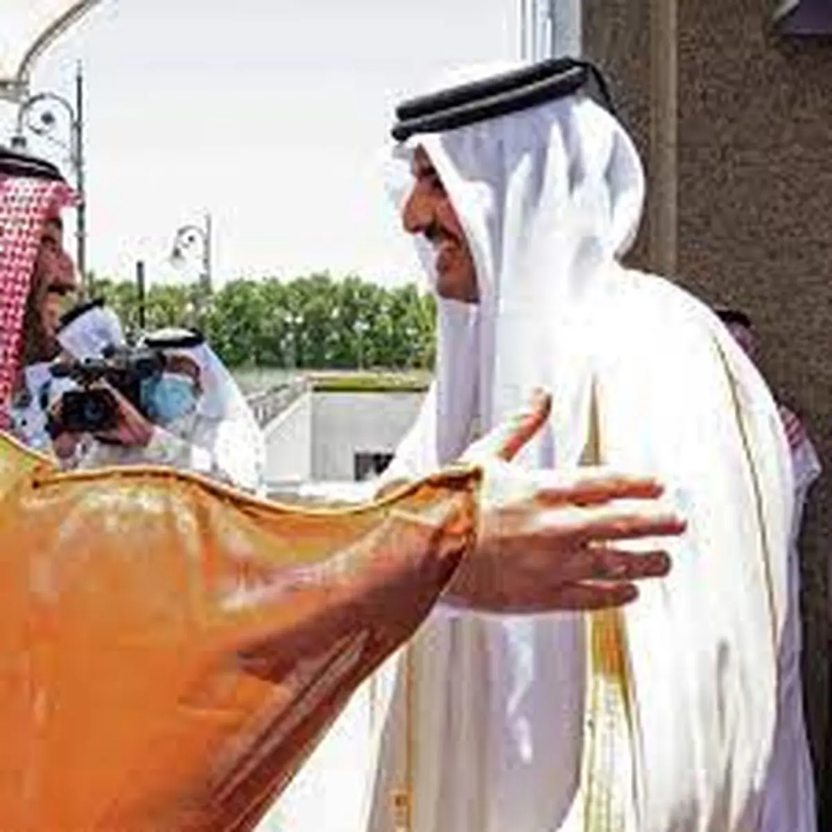 روابط عربستان و قطر مبتنی بر پایه های استوار است