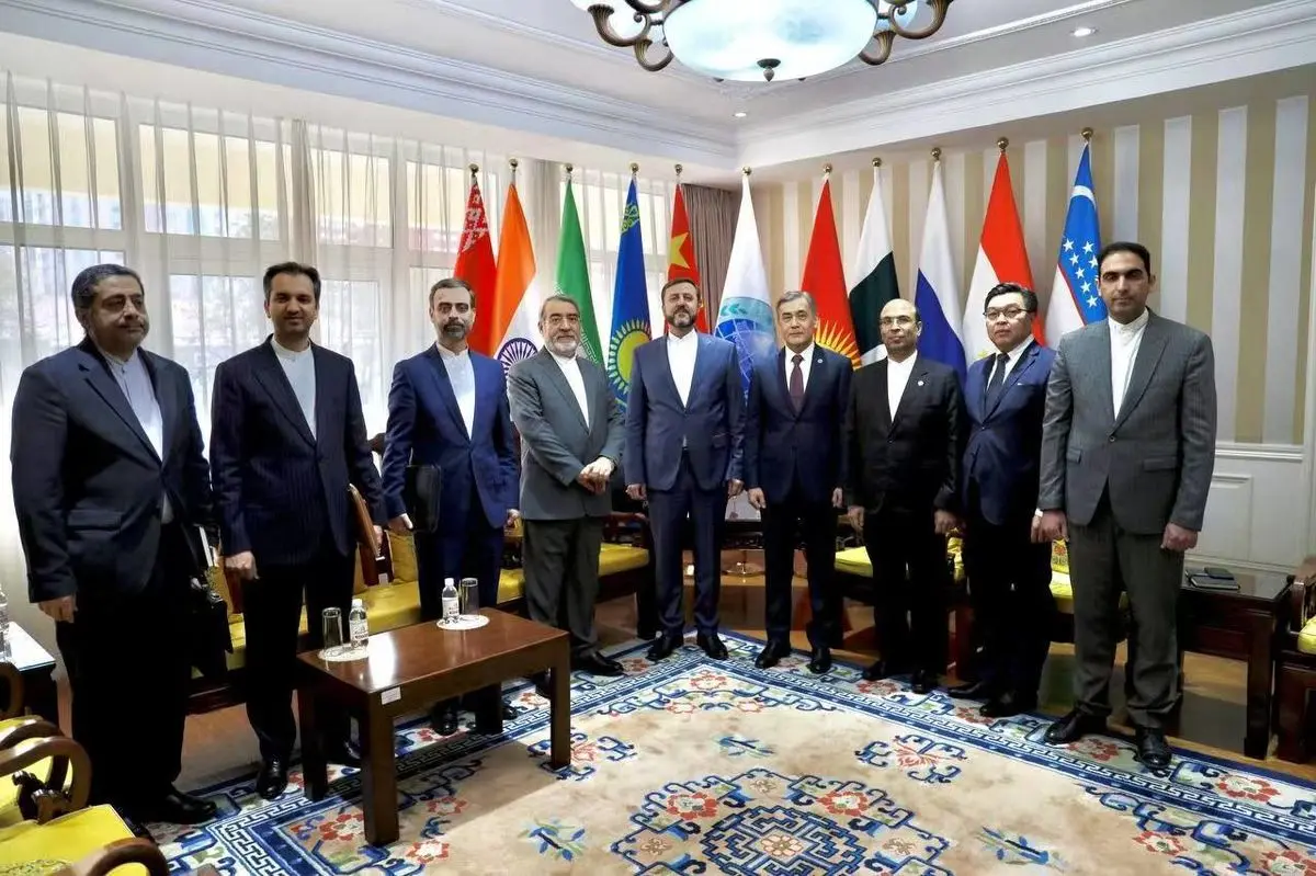 دیدار غریب آبادی با دبیرکل سازمان همکاری شانگهای