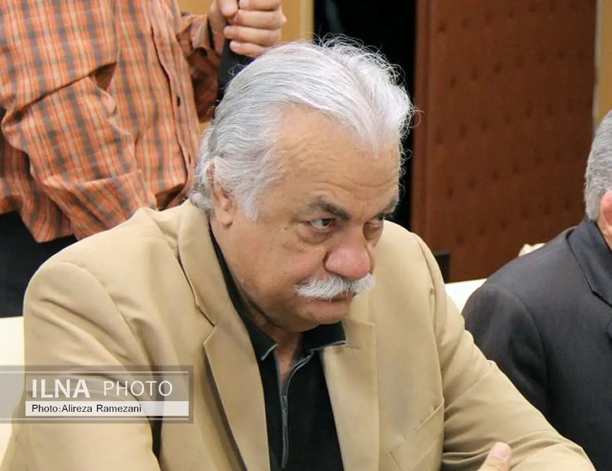 مشتاقی: به محمد بنا اختیار تام دادهایم