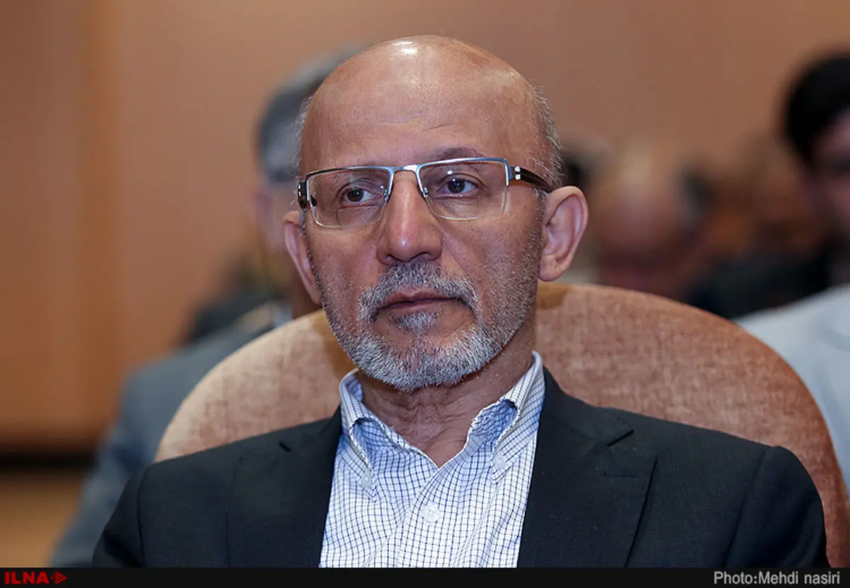 درخواست کمیته رفع حصر فراکسیون امید از لاریجانی برای پذیرش محوریت رفع حصر/ تاکید رییس مجلس بر پیگیری جدی موضوع