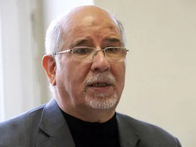 بدون تفکر و آزادی اندیشه دمکراسی محقق نخواهد شد/نمایندگان حق سلب آزادی‌های شهروندان را ندارند