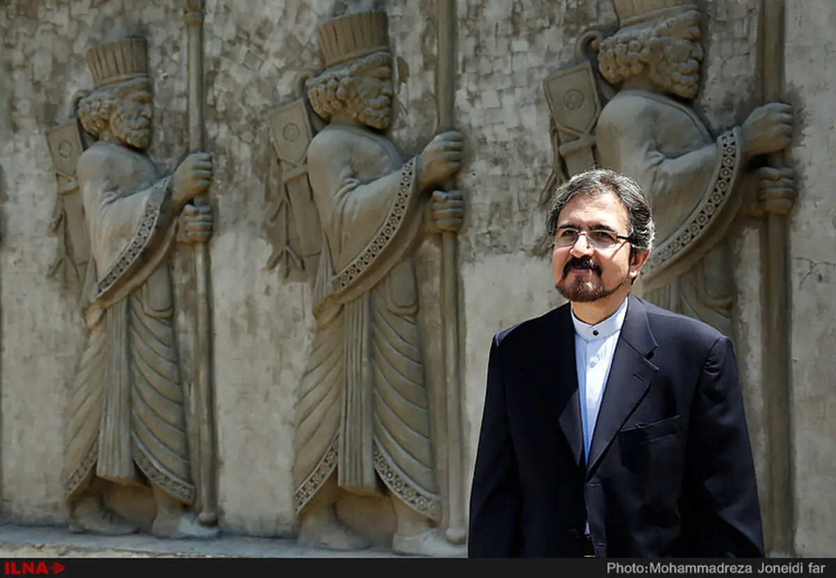 سخنگوی وزارت امور خارجه قهرمانی تیم‌ملی کشتی آزاد را تبریک گفت