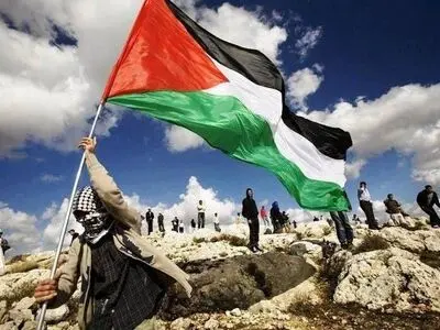صدای فلسطین روی موج رادیو مقاومت شروع به کار کرد