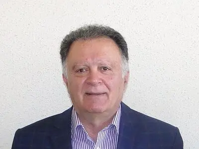 اقتصاد مقاومتی به معنای تولید و چگونگی مصرف تولیدات است