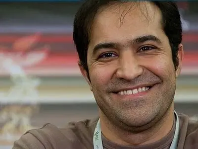 افشین هاشمی به حامیان بی‌خانمان‌ها پیوست