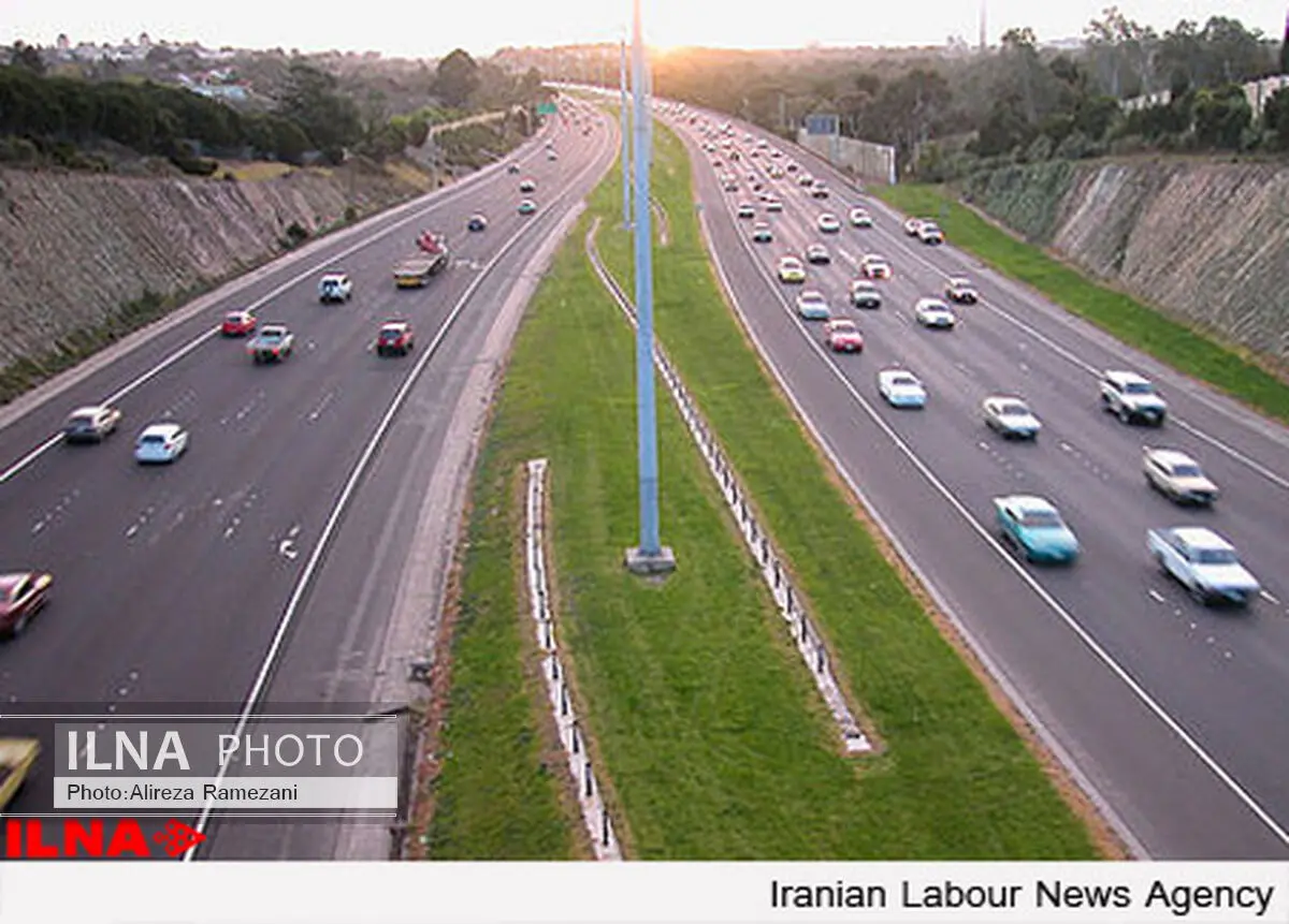 ترافیک روان در اکثر محورهای مواصلاتی کشور