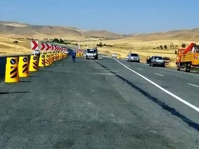 آغاز رفع ۳ نقطه حادثه‌خیز در محور کفترک شیراز