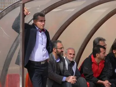 هوادران تیم بعثت را تنها نگذارند