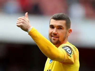 اقدام ویژه دروازه‌بان برایتون برای پایان آتش سوزی استرالیا