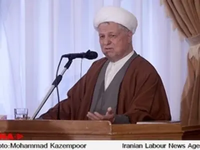 هاشمی: امام نگران تندروی‌ برخی به اسم انقلاب و اسلام بود