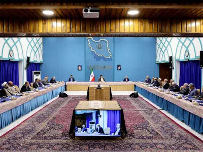 تاکید رئیس‌جمهور بر استفاده از پشتوانه علمی دانشگاه‌ها برای سرعت بخشیدن به پیشرفت کشور