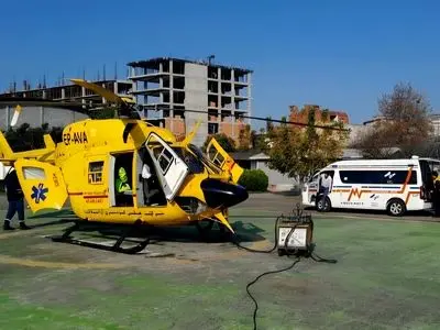 بالگرد اورژانس مازندران برای انتقال بیمار ۱۲ ساله به پرواز درآمد