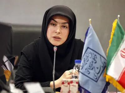 صنایع‌دستی کشور از نداشتن برنامه‌ای مدون رنج می‌برد/ کرونا نفس صنعت‌گران و هنرمندان کشور را به شماره انداخته 