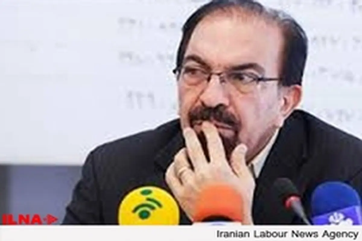 انحصار باعثافزایش قیمت‌ها می‌شود / شورای رقابت تنها سقف قیمت خودرو را تعیین کرد