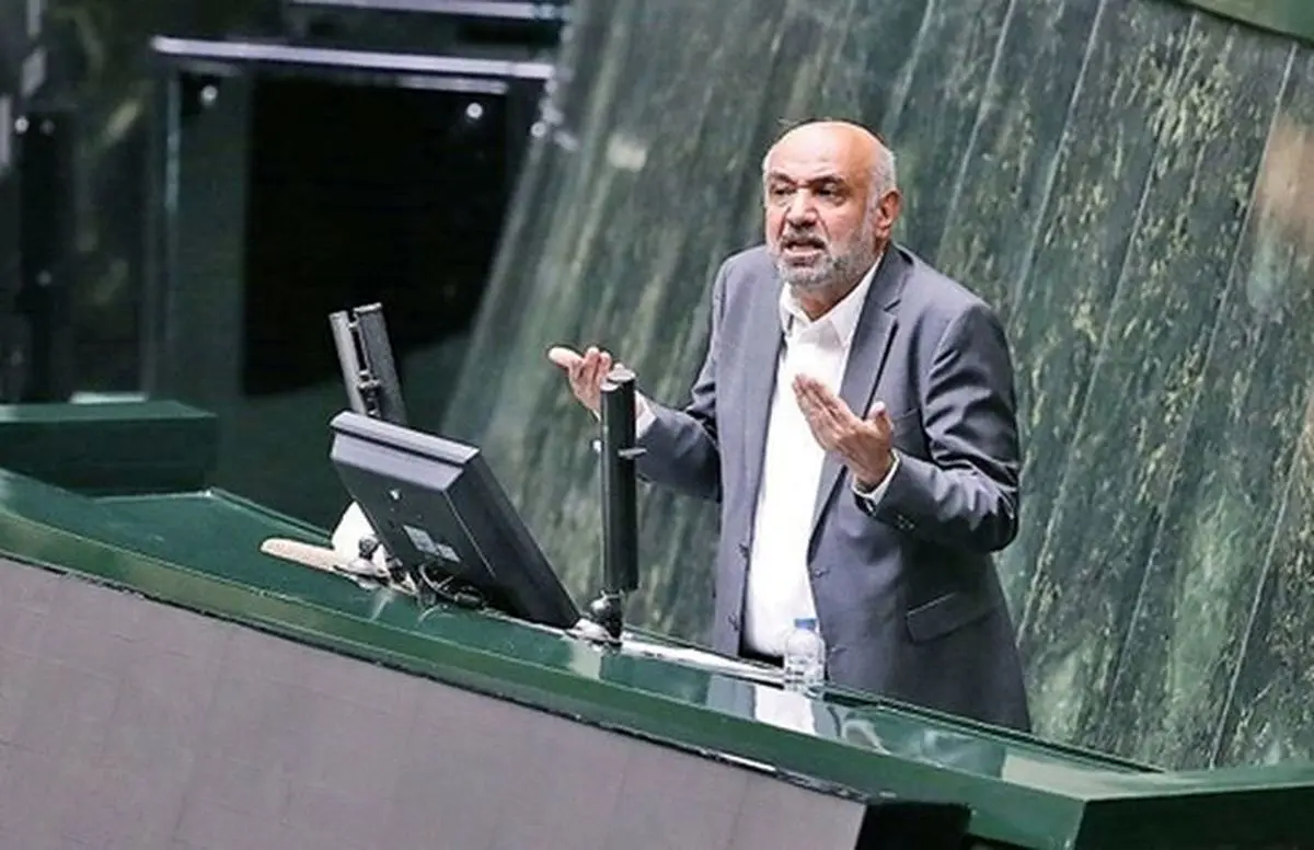 انتقاد از مدیران پروازی و حقوقهای نجومی در برخی شرکتهای شستا/ چرا وزیر کار دست به افشاگری زد؟