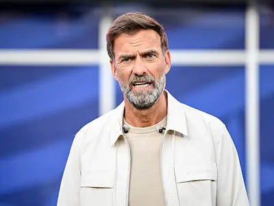 ویدئو: مرور صحنه‌های ماندگار آقای معمولی در آنفیلد