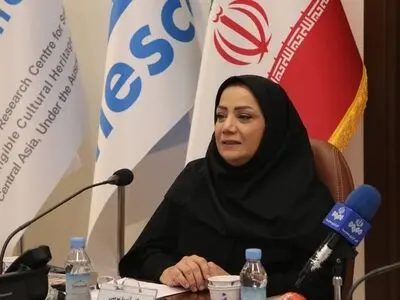 متخصصان از کشورهای مختلف به فعالیت‌های مربوط به تغییرات اقلیمی و تاثیرات آن می‌پردازند