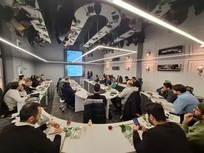 نقشه‌ی راه مدیر عاملی در مدرسه ی ماهان