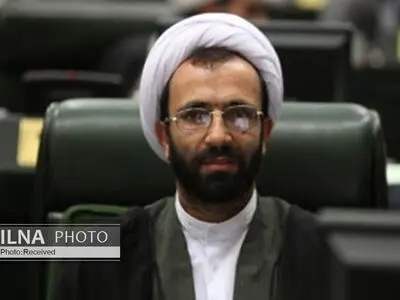 به جای سلبیرتی‌های سوپر میلیاردر، کارگران مالیات می‌‌دهند