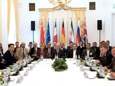 عقد إجتماع اللجنة المشترکة حول الإتفاق النووی دون مشارکة أمریکیة