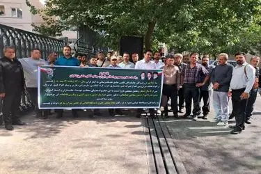 تجمع مجدد رانندگان ایثارگرِ جامانده از طرح تبدیل وضعیت/ به وعده‌ها عمل نکردند