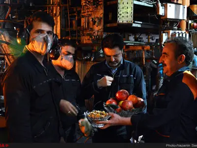 یلدای سرد پای کوره‌های داغ+عکس 