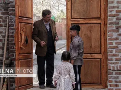 باید به منافع ملی فکر کنیم ولی آزادی داشته باشیم