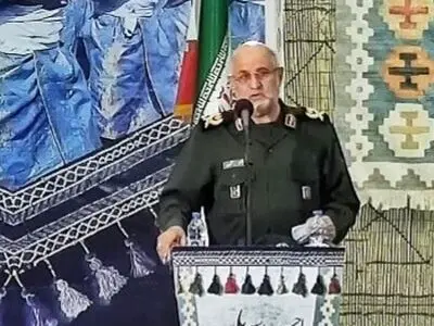 عشایر همواره در مبارزه با دشمن با جانفشانی  در راه انقلاب گام برداشته‌اند