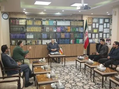 دبیر و مدیران جشنواره «لوتوس» با علی‌اکبر ولایتی دیدار کردند